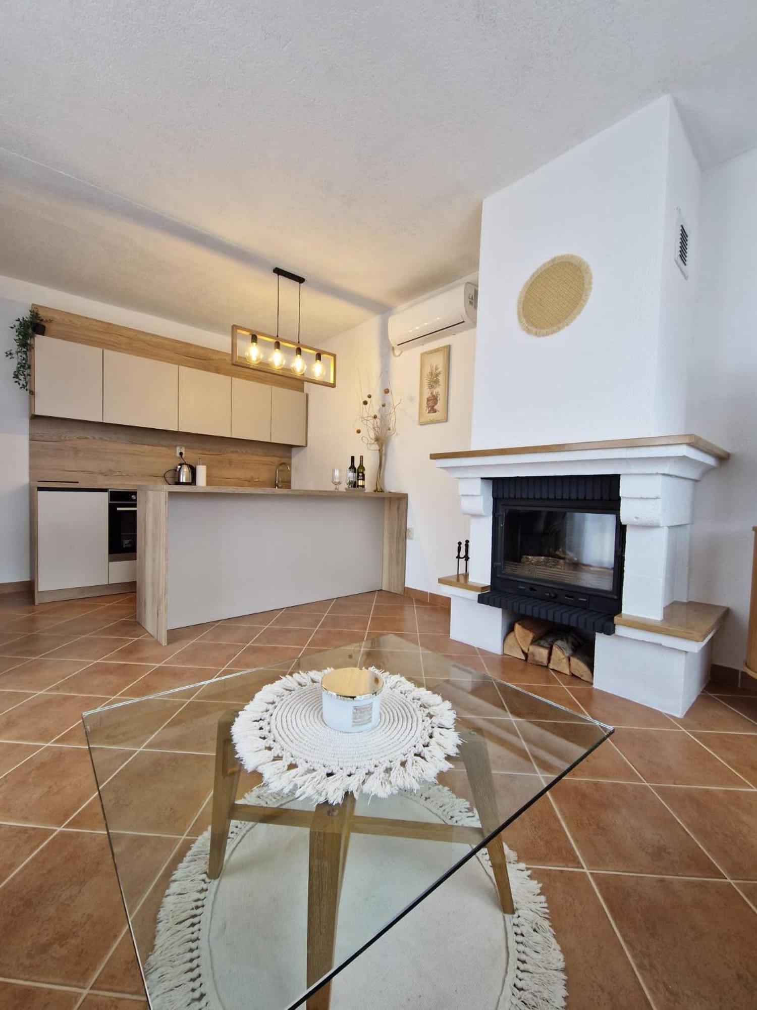 Village Apartment Zagvozd Esterno foto