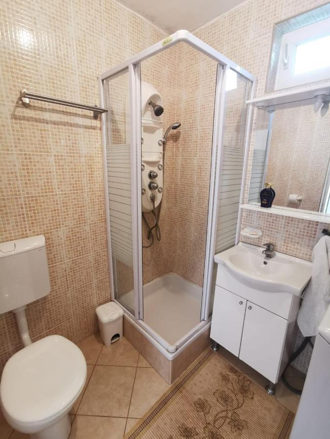Village Apartment Zagvozd Esterno foto